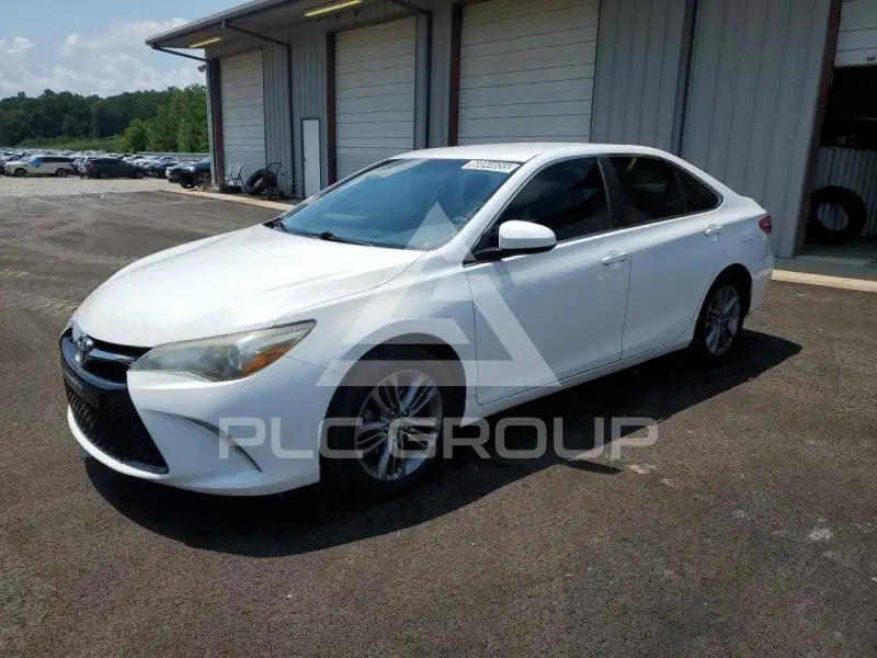 2017 Toyota CAMRY фото