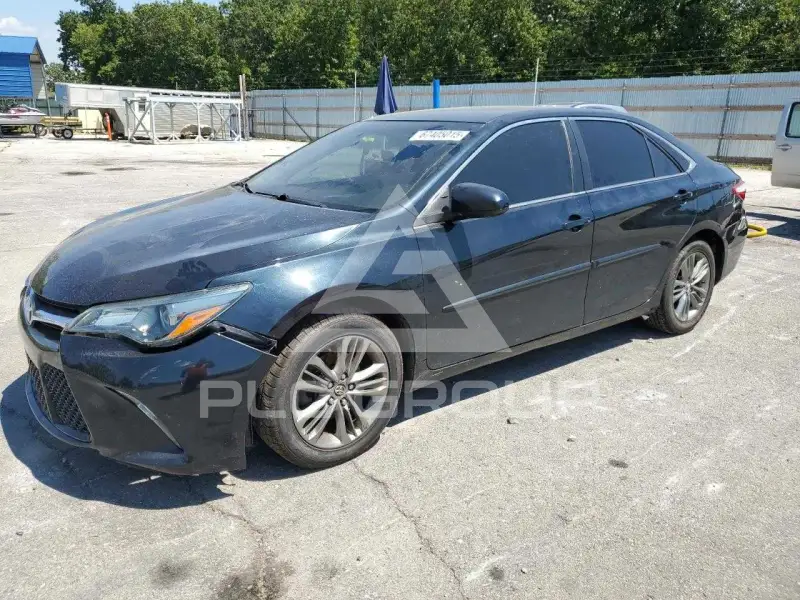 2017 Toyota CAMRY фото