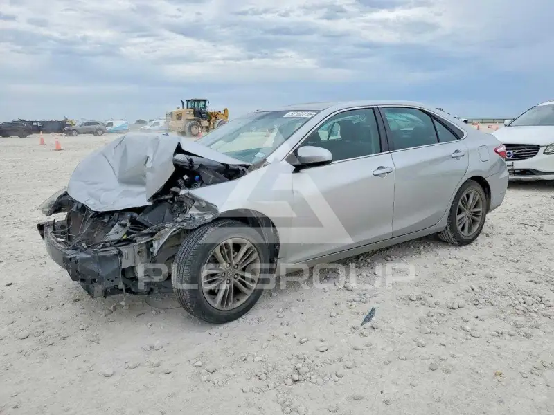 2017 Toyota CAMRY фото