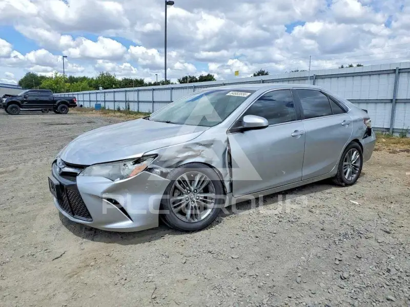 2017 Toyota CAMRY фото