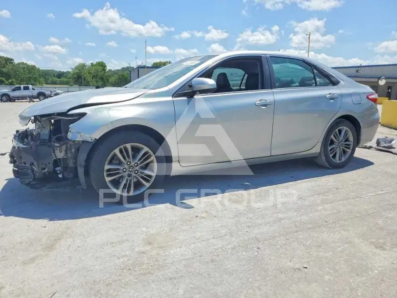 2017 Toyota CAMRY фото