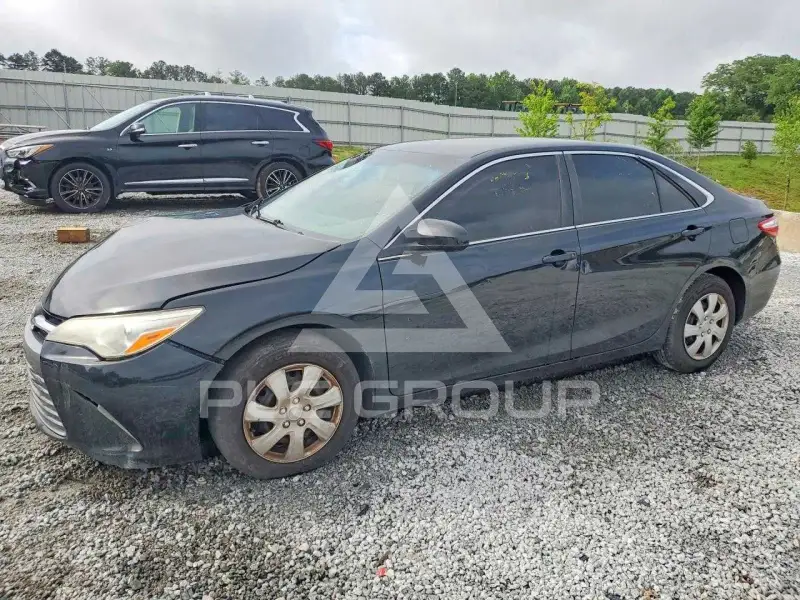 2017 Toyota CAMRY фото
