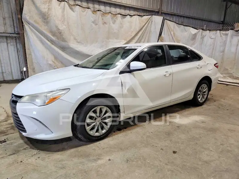 2017 Toyota CAMRY фото
