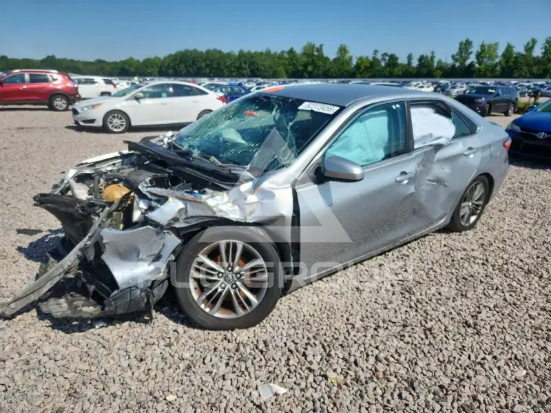 2017 Toyota CAMRY фото
