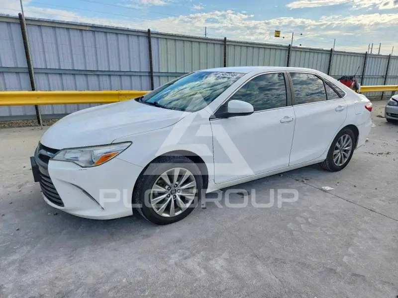 2017 Toyota CAMRY фото