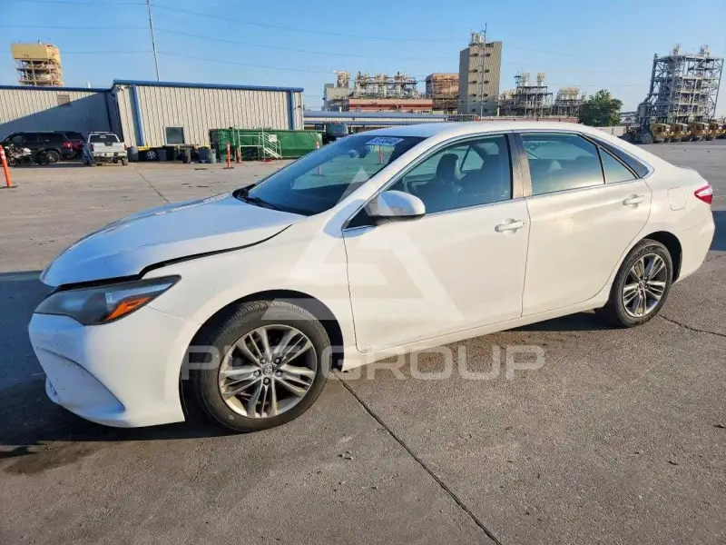2017 Toyota CAMRY фото