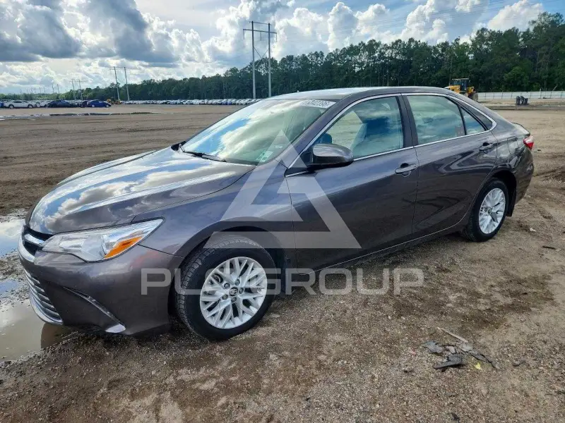 2017 Toyota CAMRY фото
