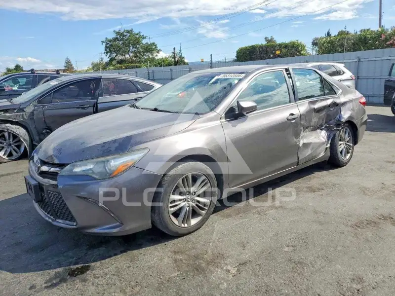 2017 Toyota CAMRY фото