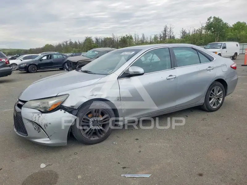 2017 Toyota CAMRY фото