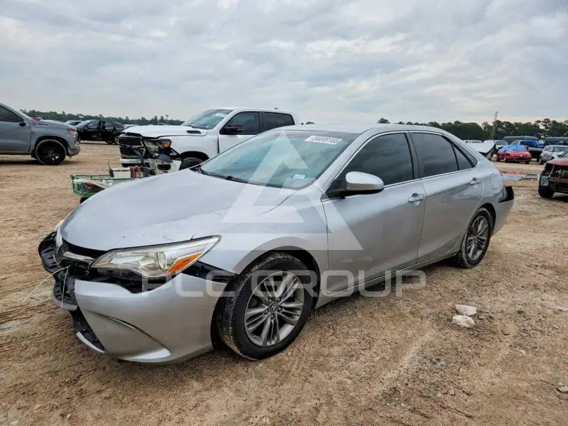 2017 Toyota CAMRY фото