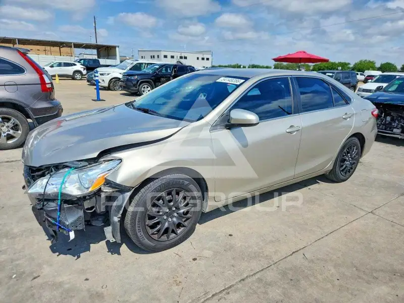 2017 Toyota CAMRY фото