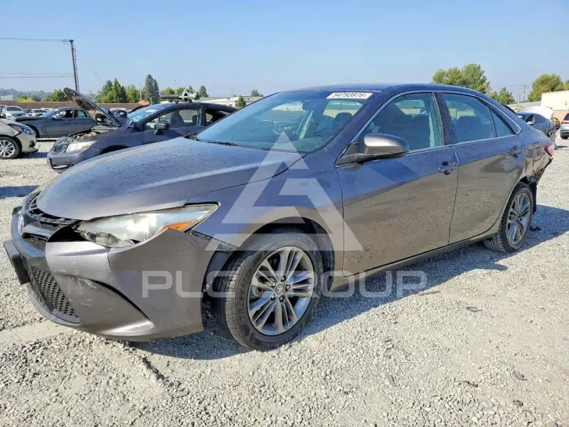 2017 Toyota CAMRY фото