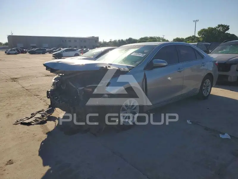 2017 Toyota CAMRY фото
