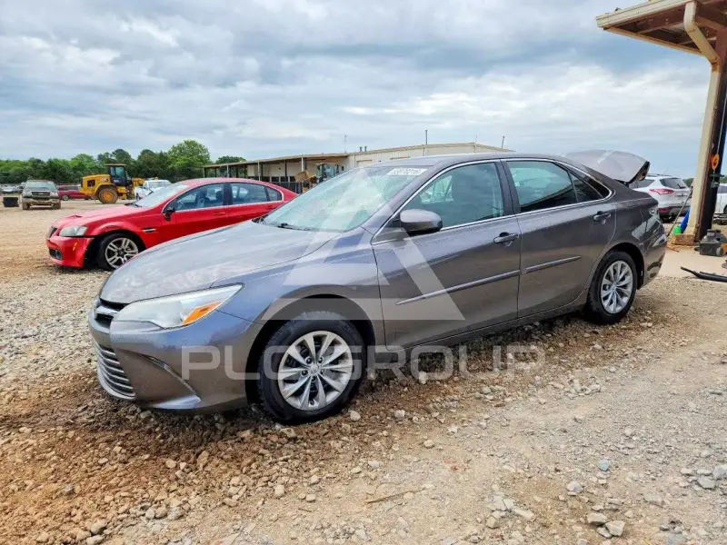 2017 Toyota CAMRY фото