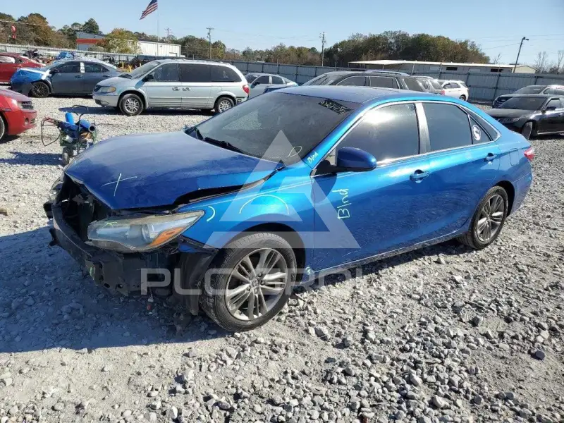 2017 Toyota CAMRY фото