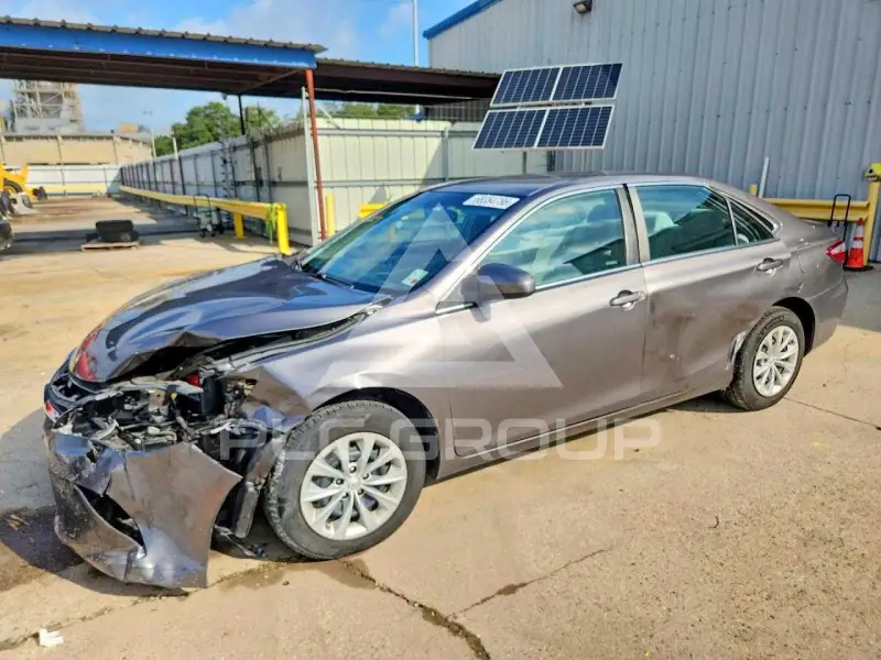 2017 Toyota CAMRY фото