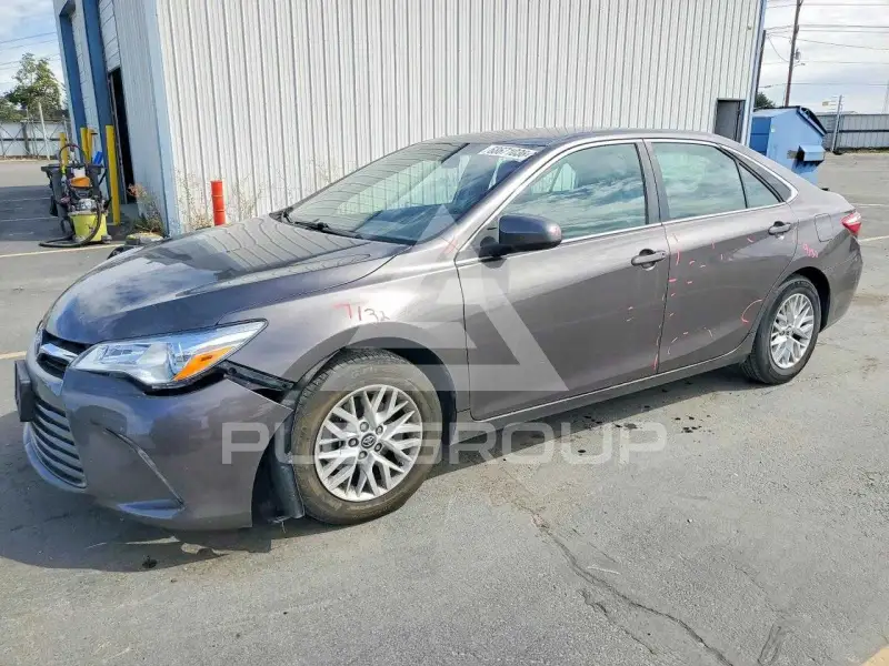 2017 Toyota CAMRY фото
