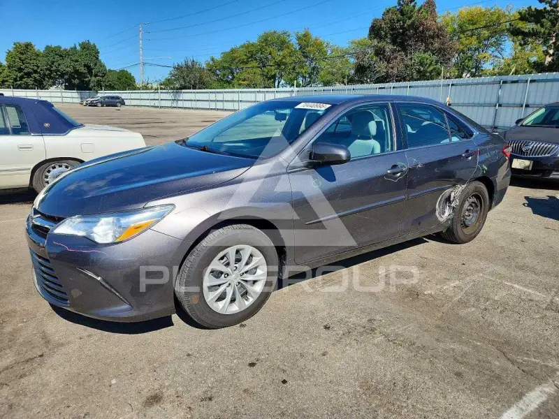 2017 Toyota CAMRY фото