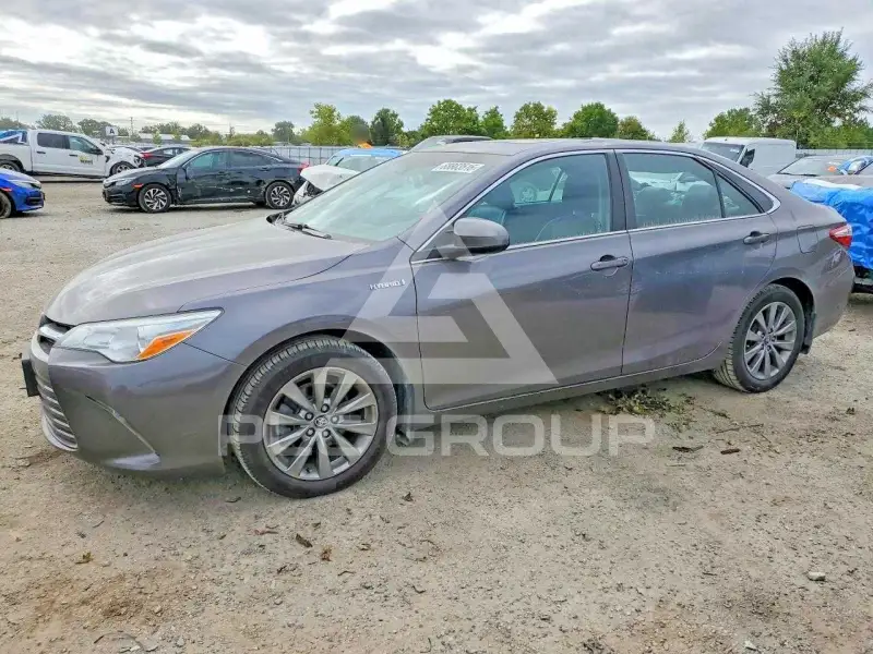 2017 Toyota CAMRY фото
