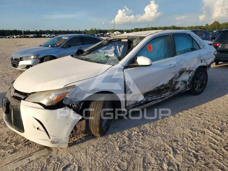 2017 Toyota CAMRY фото