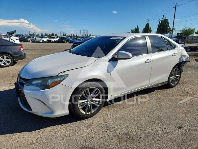 2017 Toyota CAMRY фото