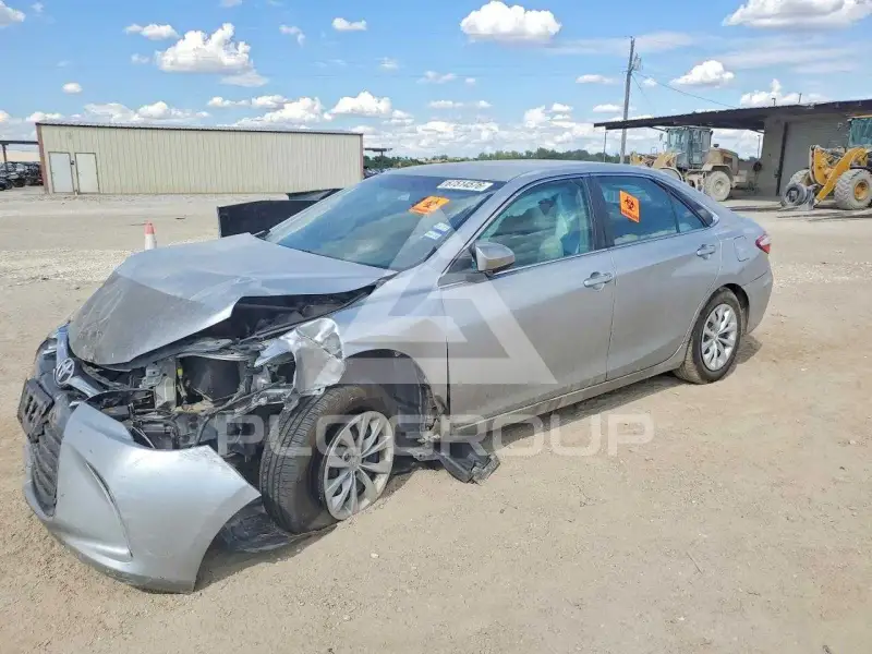 2017 Toyota CAMRY photo