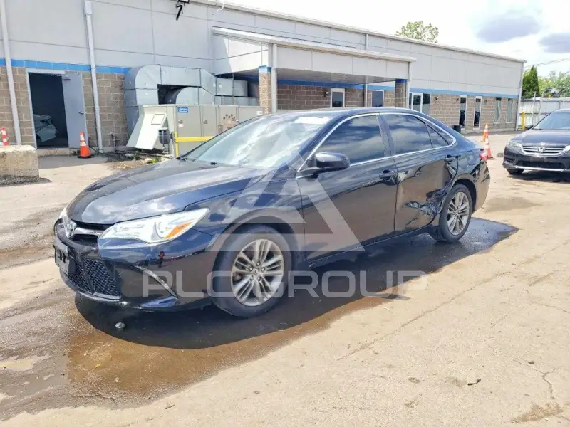 2017 Toyota CAMRY фото
