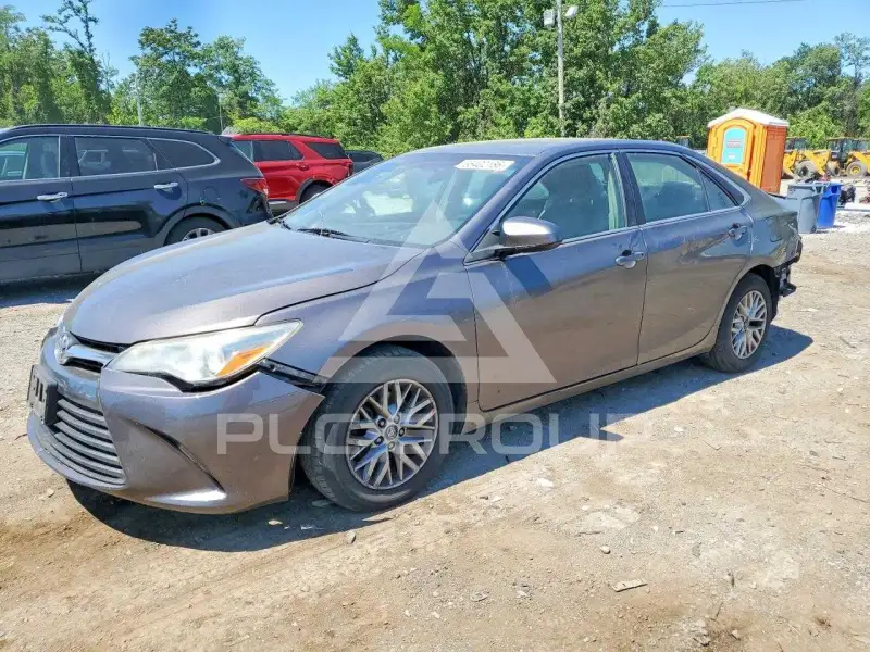 2017 Toyota CAMRY фото
