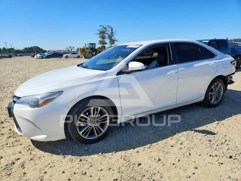 2017 Toyota CAMRY фото