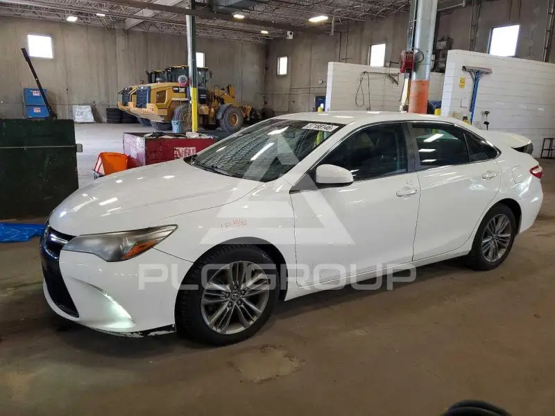 2017 Toyota CAMRY фото