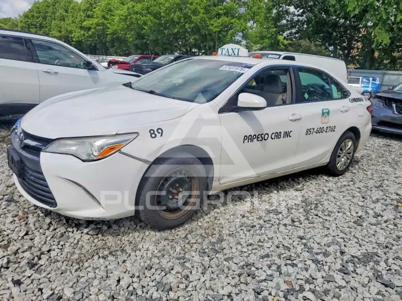 2017 Toyota CAMRY фото