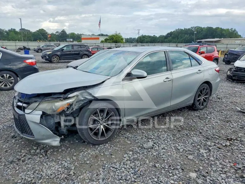 2017 Toyota CAMRY фото