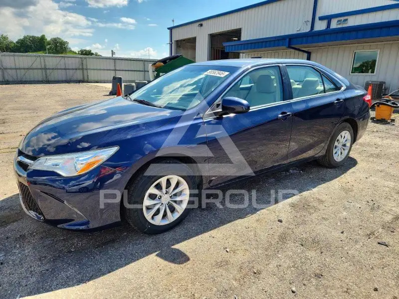 2017 Toyota CAMRY фото