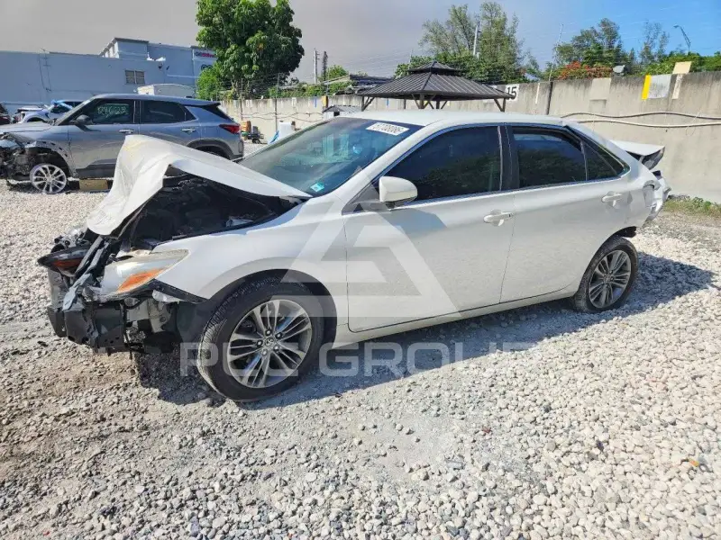 2017 Toyota CAMRY фото