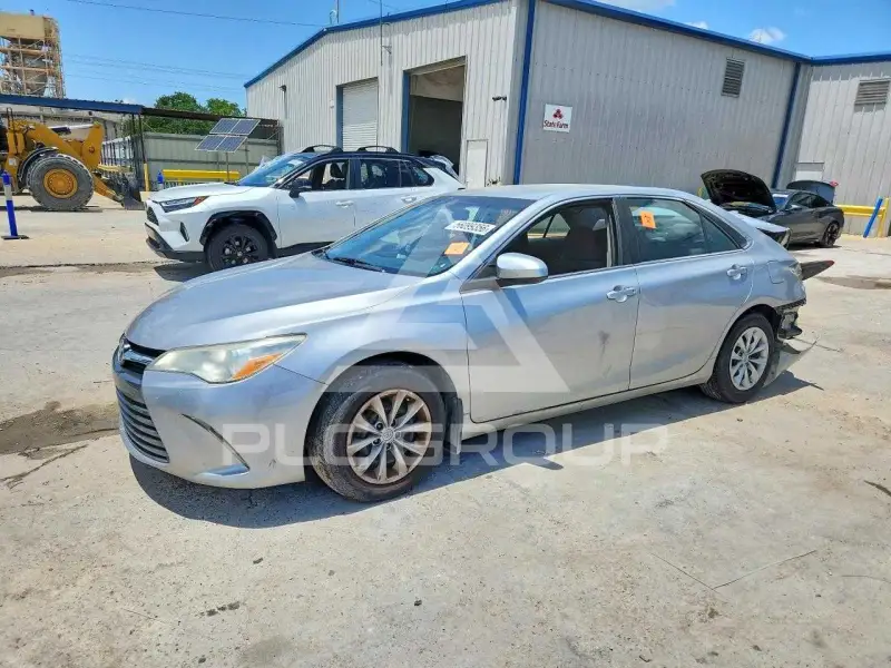 2017 Toyota CAMRY photo