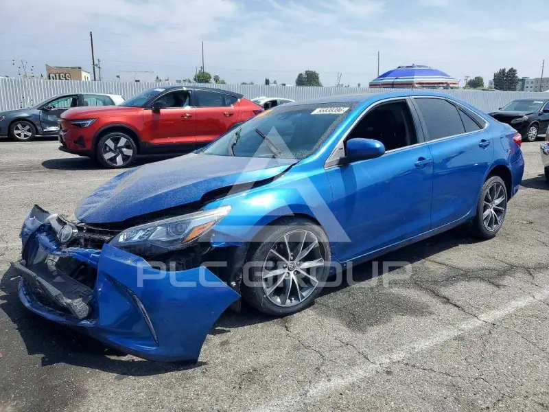 2017 Toyota CAMRY фото