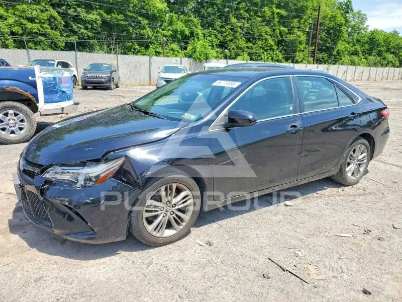 2017 Toyota CAMRY фото