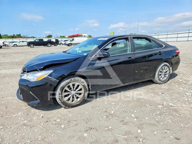2017 Toyota CAMRY фото