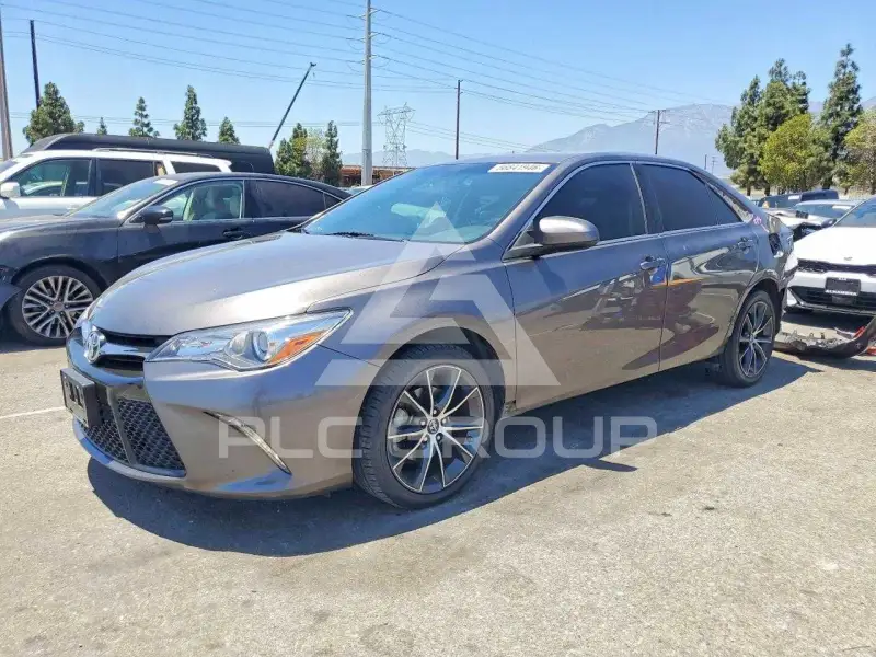 2017 Toyota CAMRY фото