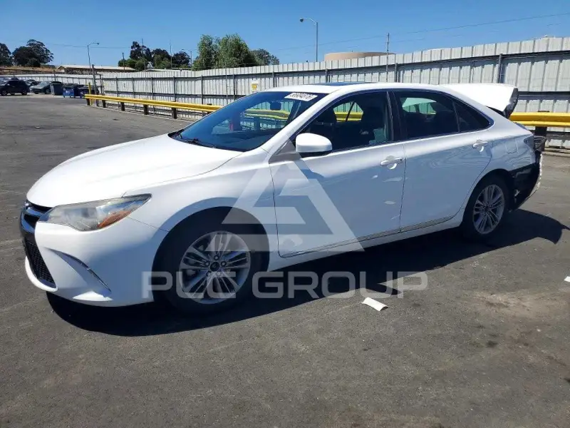2017 Toyota CAMRY фото