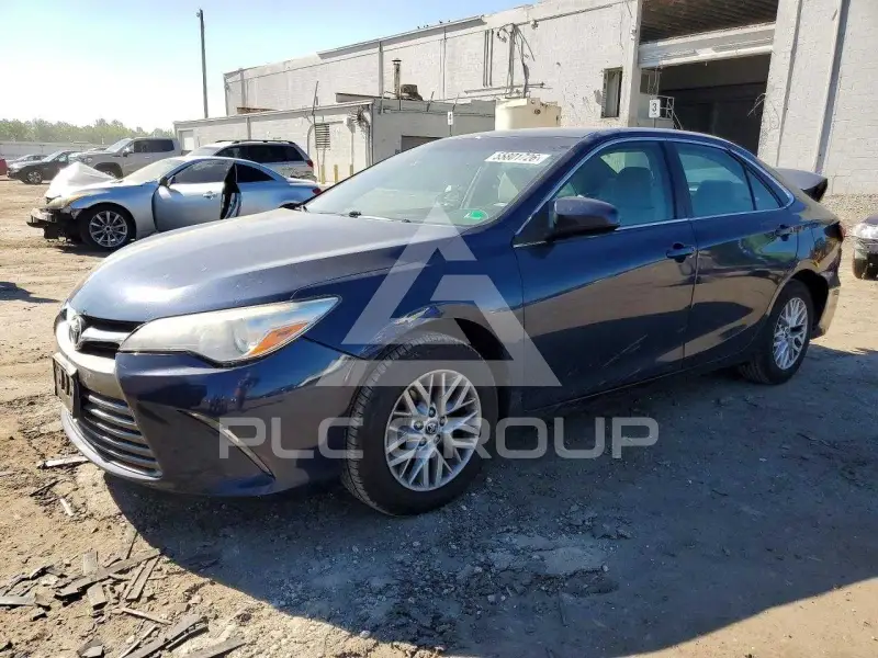 2017 Toyota CAMRY фото