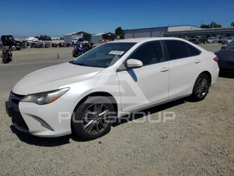 2017 Toyota CAMRY фото