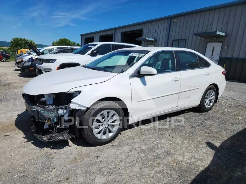 2017 Toyota CAMRY photo