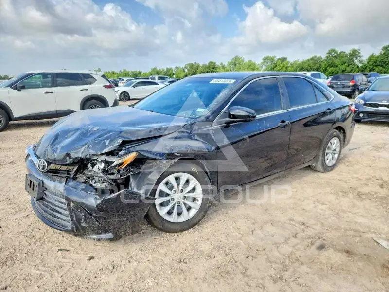 2017 Toyota CAMRY фото