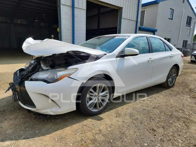2017 Toyota CAMRY фото