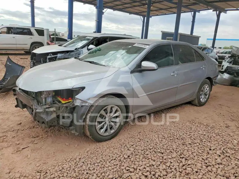 2017 Toyota CAMRY фото