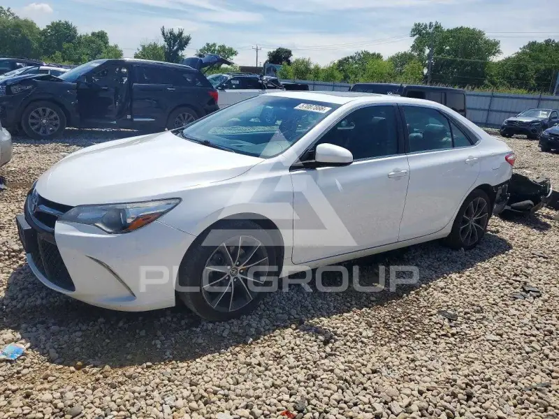 2017 Toyota CAMRY фото