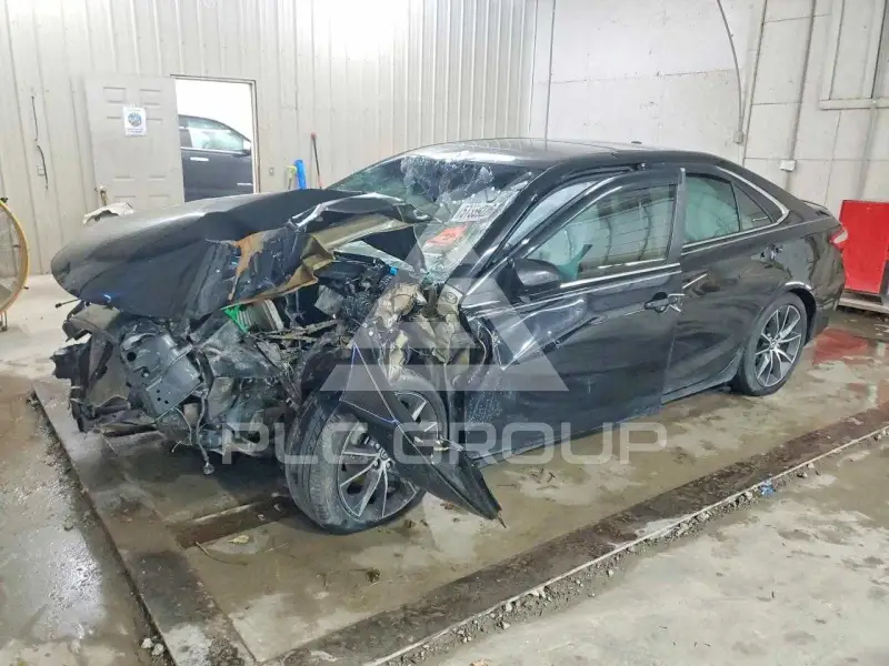 2017 Toyota CAMRY фото