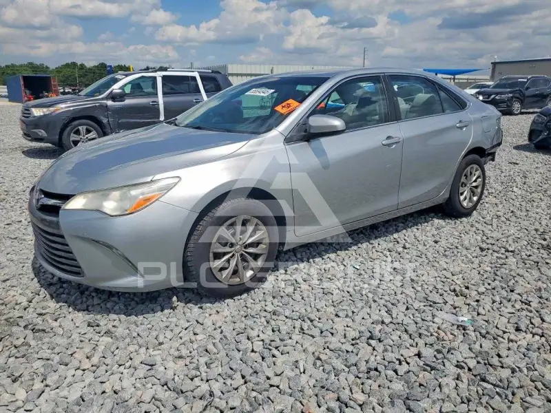 2017 Toyota CAMRY фото