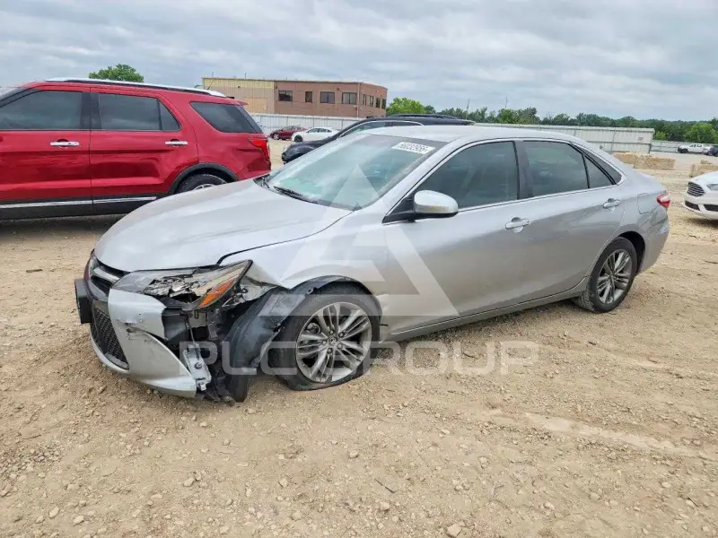2017 Toyota CAMRY фото